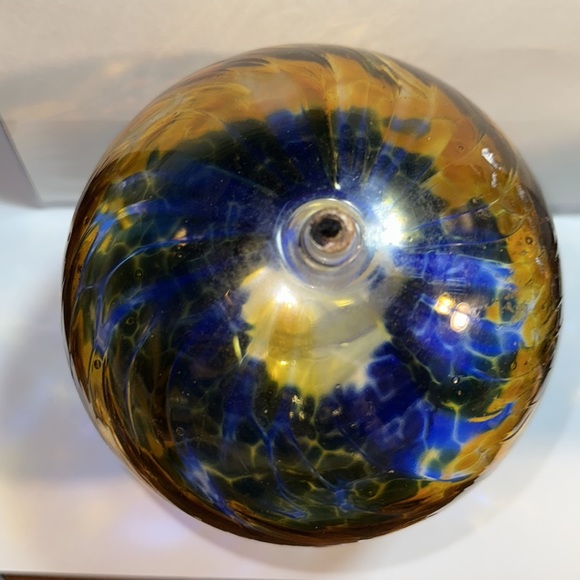 Hand Blown Art Glass Oil Lamp With Wick - Round - Blue/0range/Yellow - signed - Picture 3 of 6